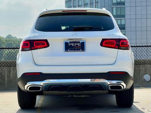 2022 Mercedes-Benz GLC 300 4MATIC