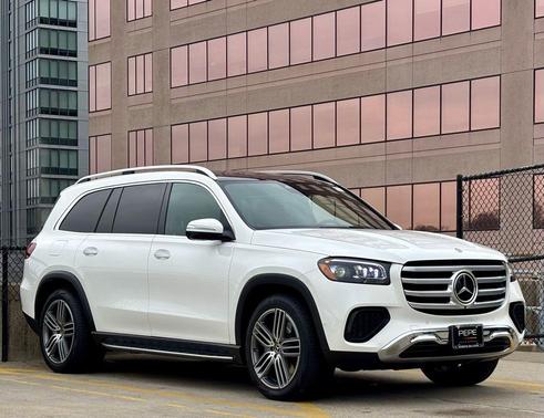 2026 Mercedes-Benz GLS 450 4MATIC