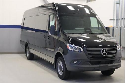 2025 Mercedes-Benz Sprinter 3500XD High Roof