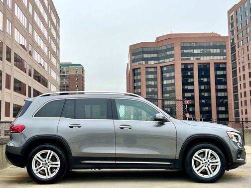 2022 Mercedes-Benz GLB 250 4MATIC