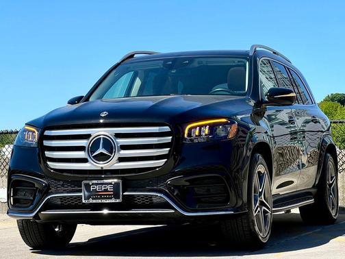 Obsidian Black Metallic 2024 Mercedes-Benz GLS 450 4MATIC