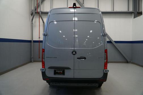 2025 Mercedes-Benz Sprinter 2500 Standard Roof
