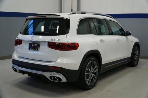 2025 Mercedes-Benz AMG GLB 35 4MATIC