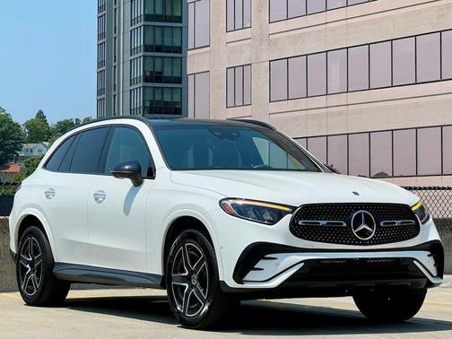 Polar White 2024 Mercedes-Benz GLC 300 4MATIC
