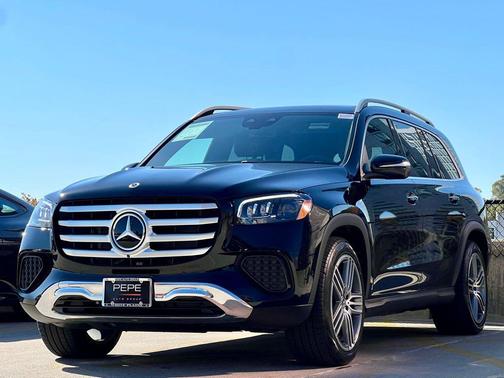 2025 Mercedes-Benz GLS 450 4MATIC