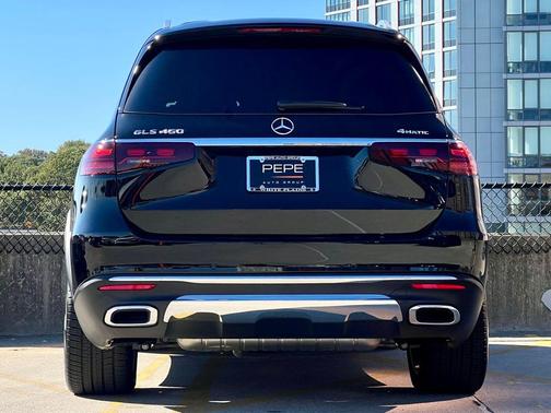 2025 Mercedes-Benz GLS 450 4MATIC