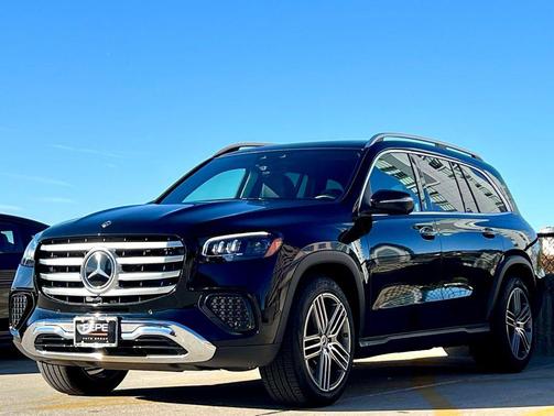 2025 Mercedes-Benz GLS 450 4MATIC