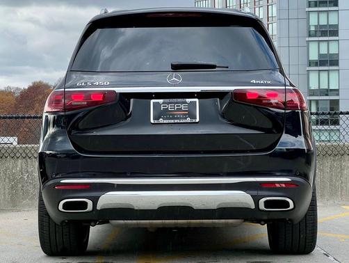 2025 Mercedes-Benz GLS 450 4MATIC