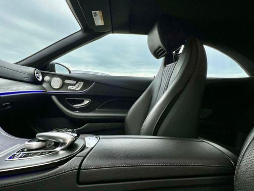 Obsidian Black Metallic 2023 Mercedes-Benz E-Class 4MATIC