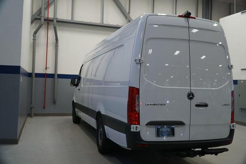 2025 Mercedes-Benz Sprinter 2500 High Roof