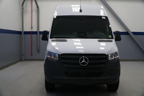 2025 Mercedes-Benz Sprinter 2500 High Roof