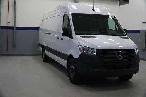2025 Mercedes-Benz Sprinter 2500 High Roof