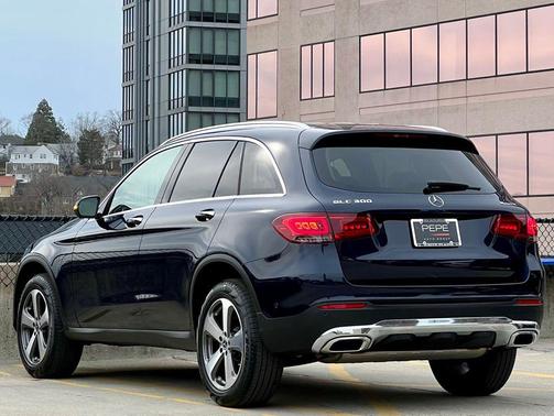 2022 Mercedes-Benz GLC 300 4MATIC