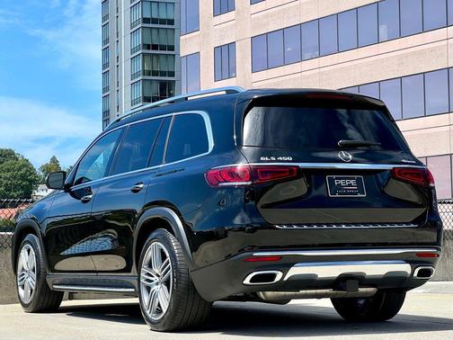 2022 Mercedes-Benz GLS 450 4MATIC