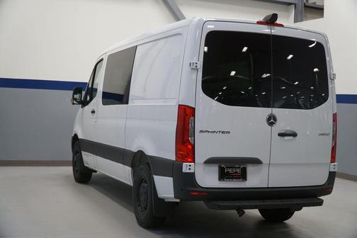 2026 Mercedes-Benz Sprinter 2500 Crew 144 WB