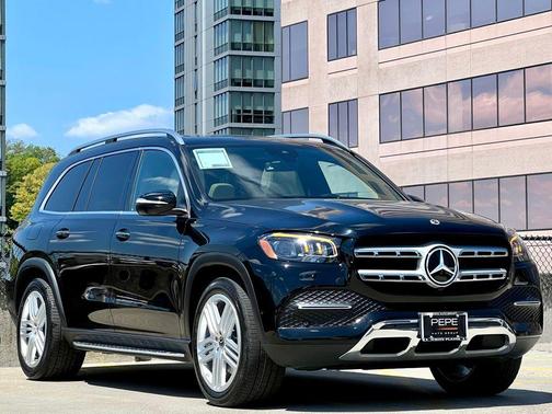 Black 2023 Mercedes-Benz GLS 450 4MATIC