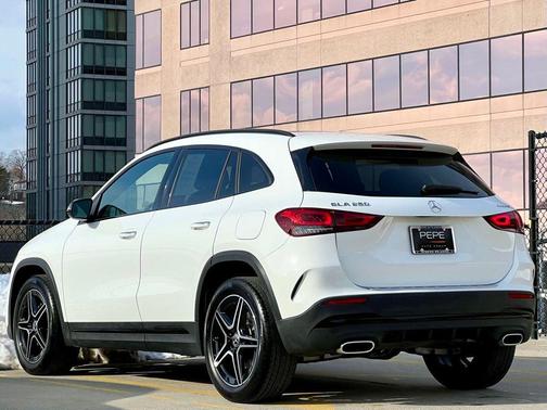 2023 Mercedes-Benz GLA 250 4MATIC