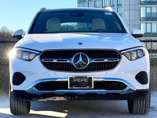 2026 Mercedes-Benz GLC 300 4MATIC