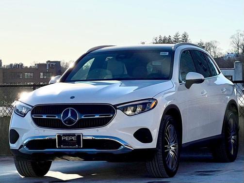 2026 Mercedes-Benz GLC 300 4MATIC