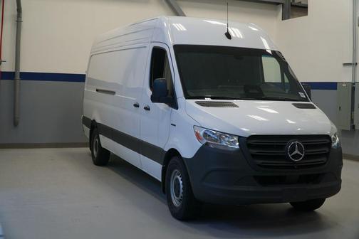 914 2025 Mercedes-Benz Sprinter 2500 High Roof