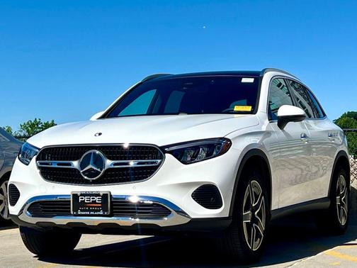 Polar White 2026 Mercedes-Benz GLC 300 4MATIC