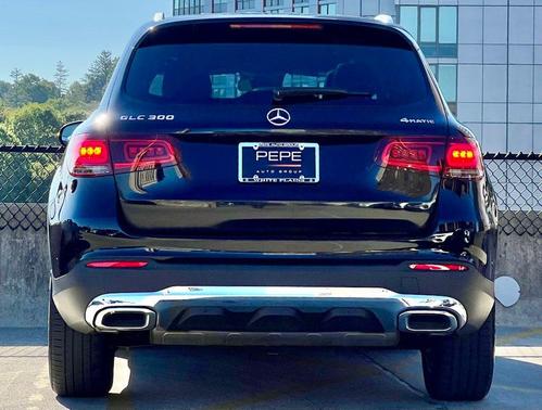 Black 2022 Mercedes-Benz GLC 300 4MATIC