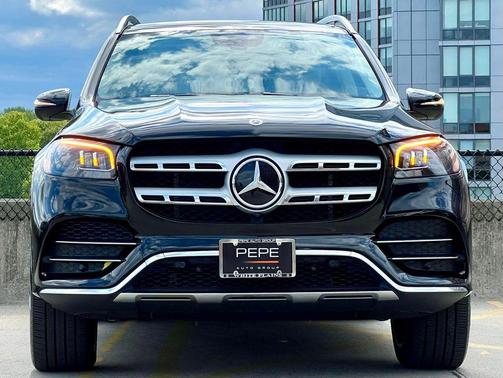 Black 2023 Mercedes-Benz GLS 450 4MATIC