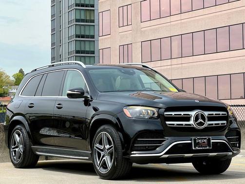 Black 2023 Mercedes-Benz GLS 450 4MATIC