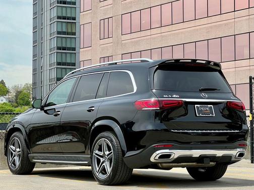 Black 2023 Mercedes-Benz GLS 450 4MATIC