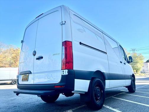 2025 Mercedes-Benz Sprinter 2500 Standard Roof