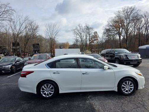 2017 Nissan Altima 2.5 SV