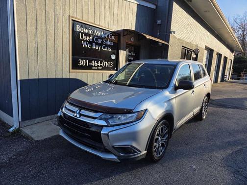 2016 Mitsubishi Outlander SE