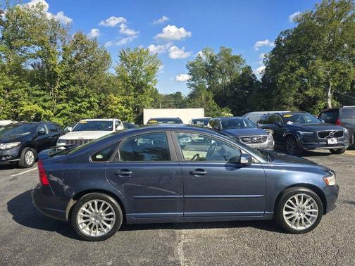 2010 Volvo S40 2.4i