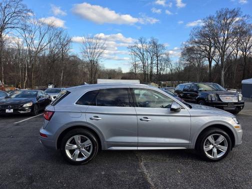 2019 Audi Q5 2.0T Premium Plus