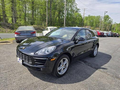2017 Porsche Macan Base AWD 4dr SUV