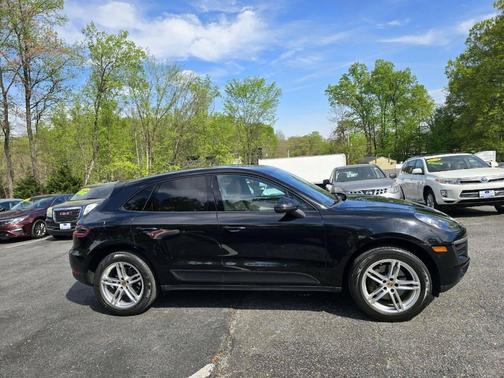 2017 Porsche Macan Base AWD 4dr SUV
