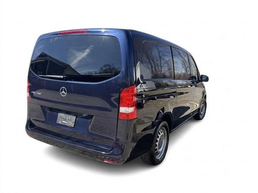 2016 Mercedes-Benz Metris Base
