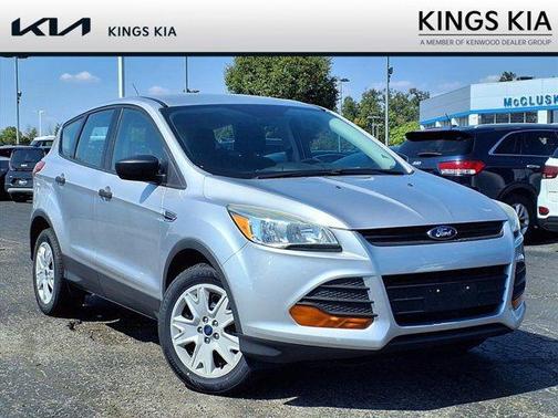 2016 Ford Escape S