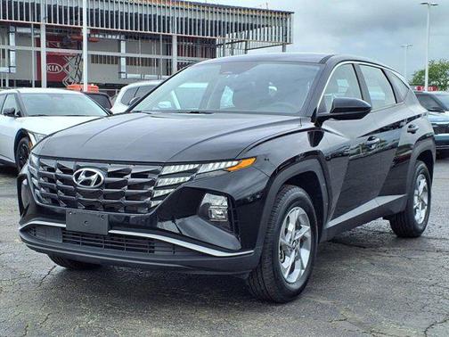 2023 Hyundai TUCSON SE