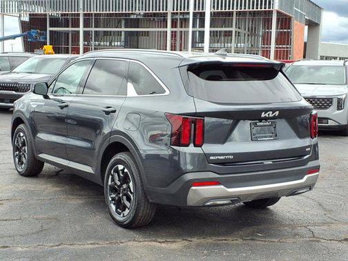 2024 Kia Sorento S