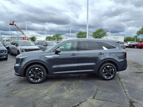 2024 Kia Sorento S