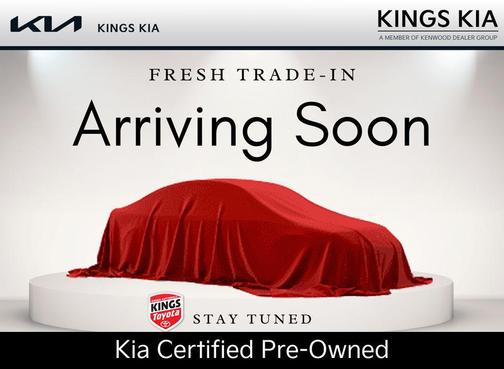 Snow White Pearl 2023 Kia Stinger GT2