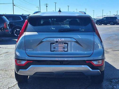 2023 Kia Niro SX