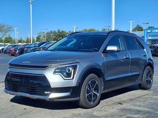 2023 Kia Niro SX