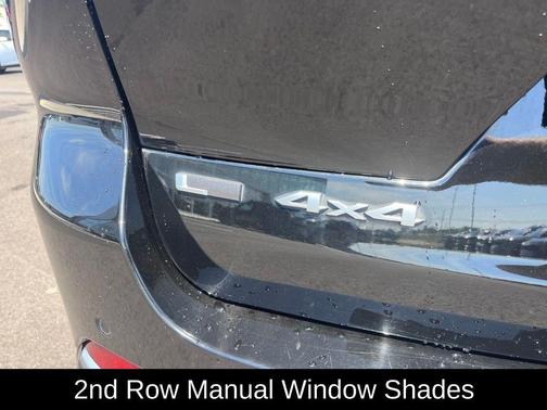 Diamond Black Crystal Pearlcoat 2021 Jeep Grand Cherokee L Summit