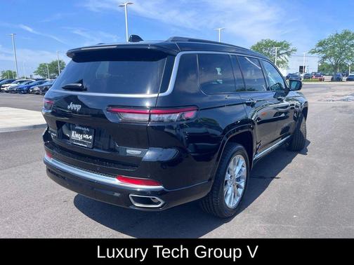Diamond Black Crystal Pearlcoat 2021 Jeep Grand Cherokee L Summit