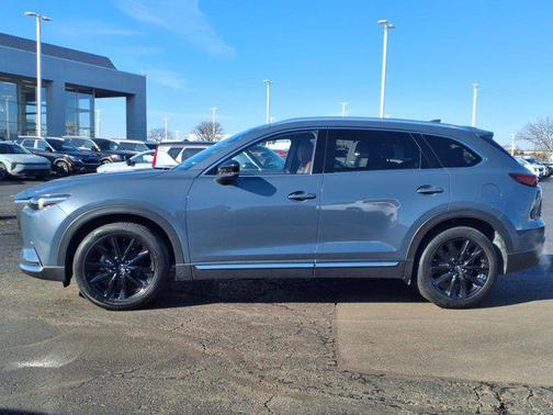2022 Mazda CX-9 Carbon Edition