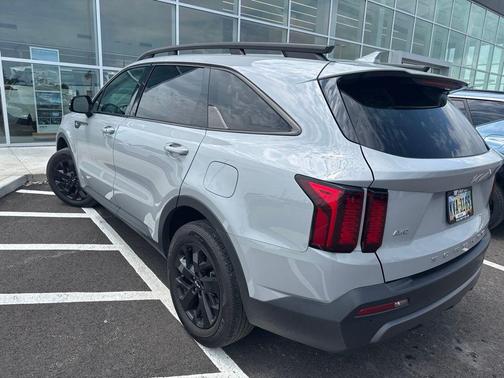Wolf Gray 2022 Kia Sorento S