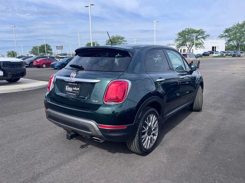 Verde Toscana (Green Metallic) 2016 FIAT 500X Trekking