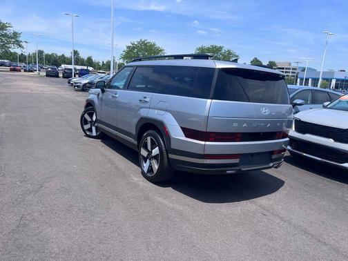 Shimmering Silver Pearl 2025 Hyundai SANTA FE Limited